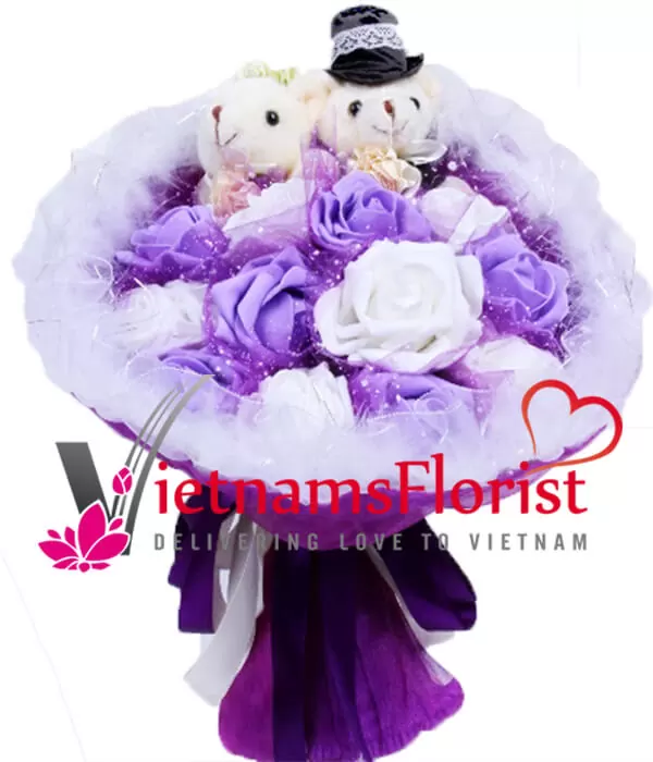 Artificial Flowers And Bears 006
