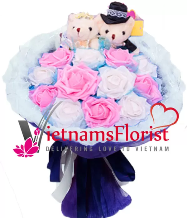 Artificial Flowers And Bears 008